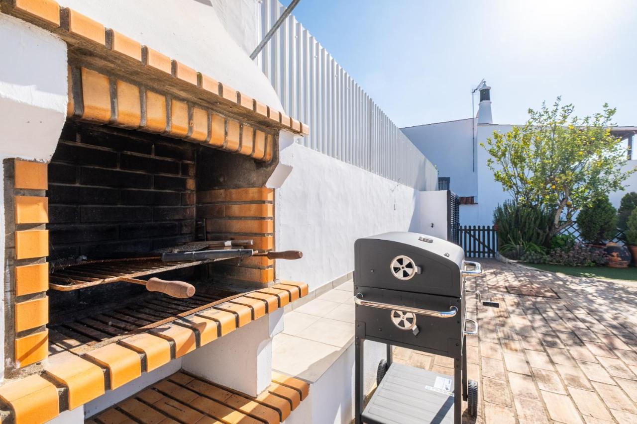 Villa Estrelicia - Pool - Free Wi-Fi - New In Booking Loulé Buitenkant foto