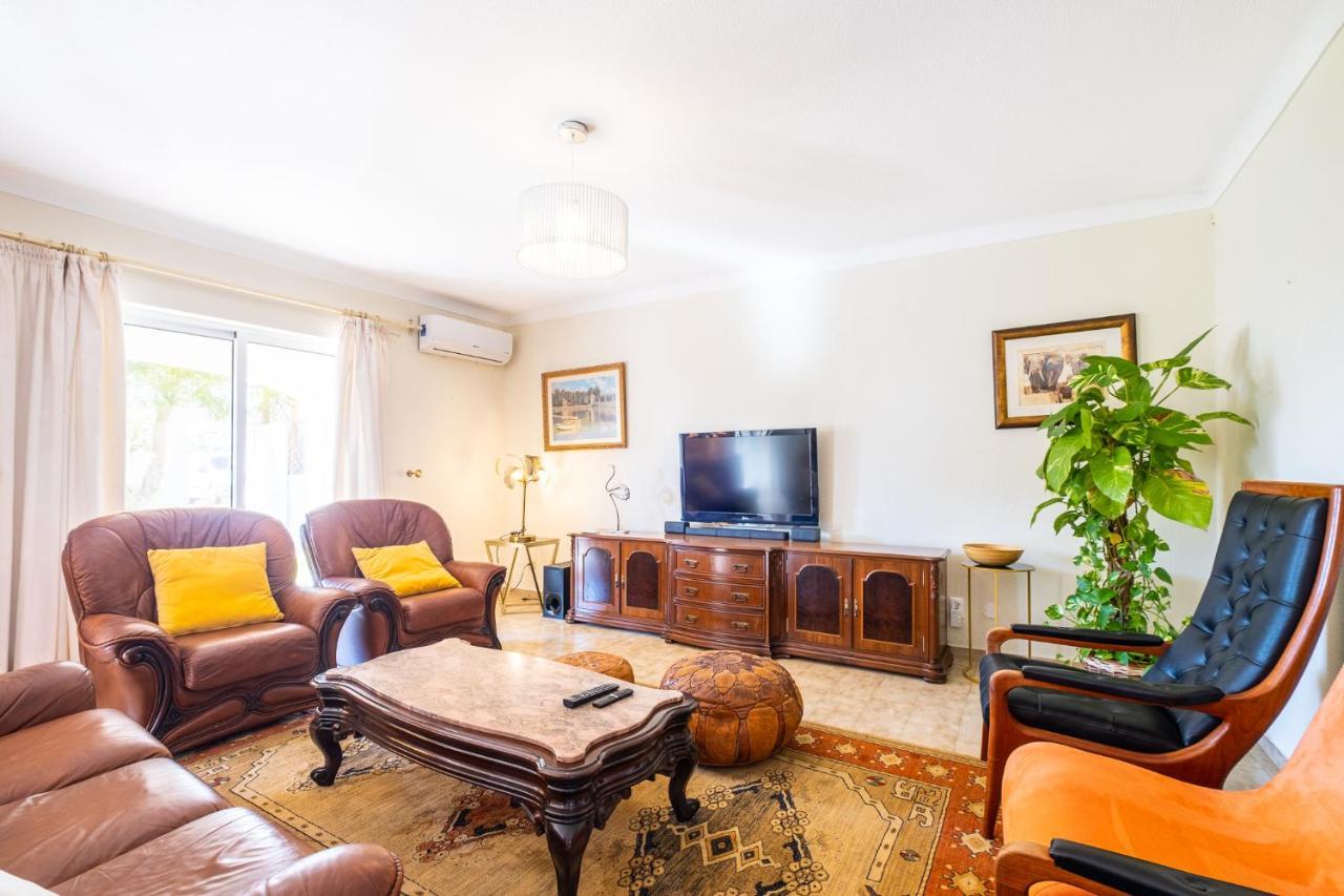 Villa Estrelicia - Pool - Free Wi-Fi - New In Booking Loulé Buitenkant foto